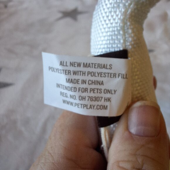 P.L.A.Y.'s Hollywoof Cinema 3-Dog Glasses Fun Dog Toy New Squeaks Crinkle - Picture 4 of 12